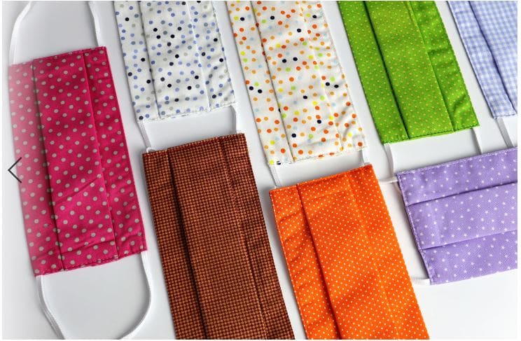 Fabric face mask low-res